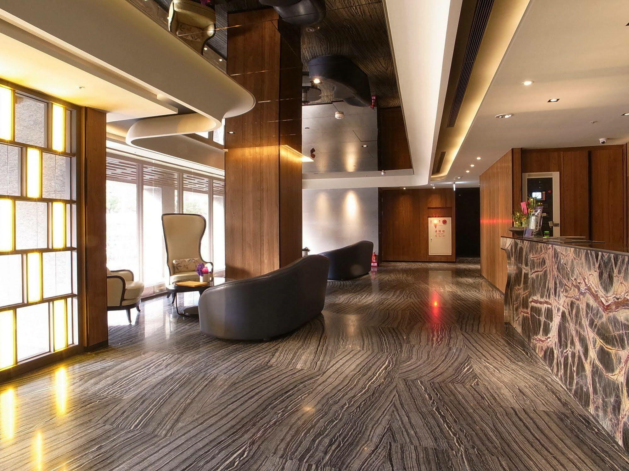 Hotel Midtown Richardson - Kaohsiung Bo'Ai Экстерьер фото