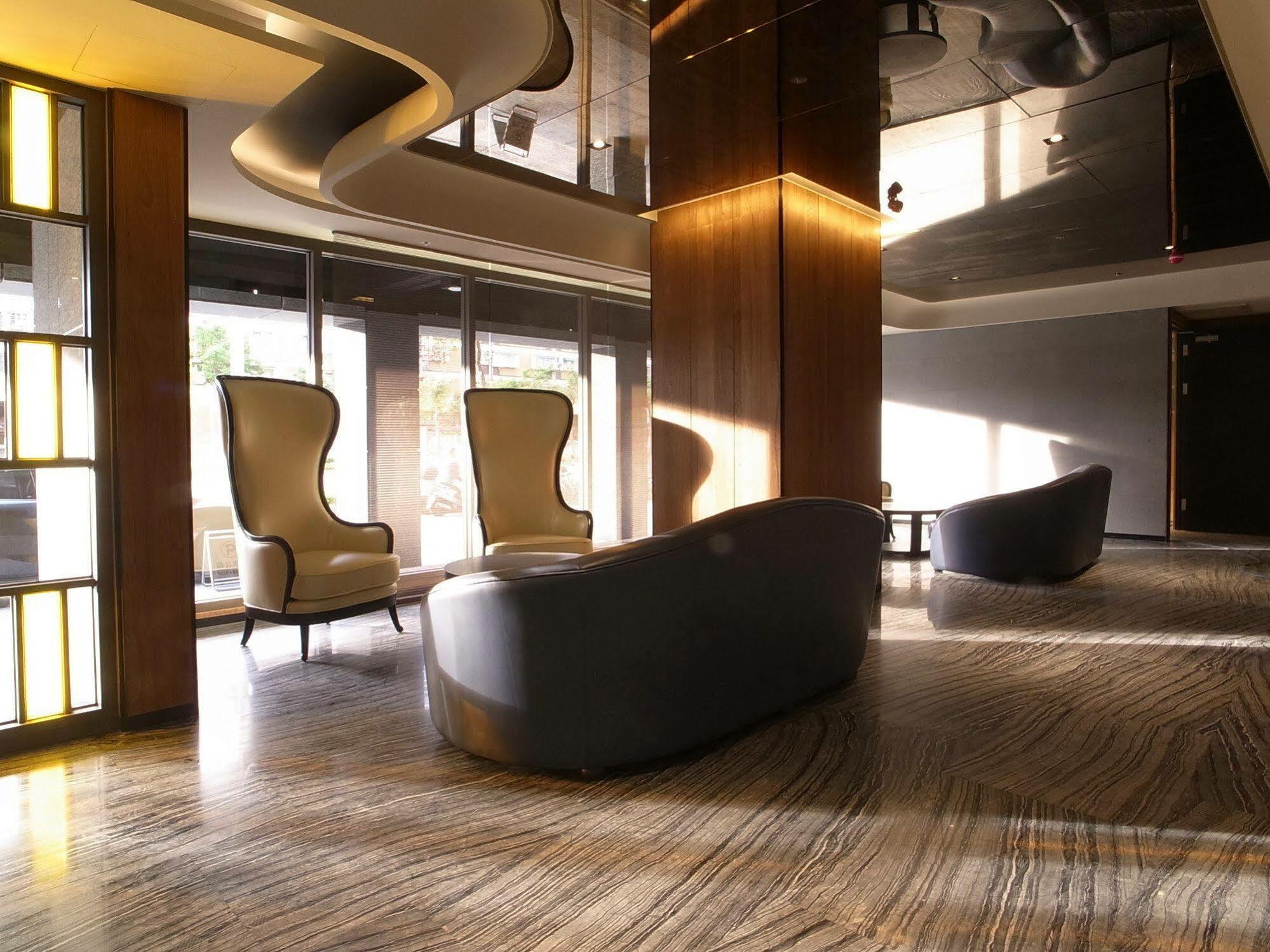 Hotel Midtown Richardson - Kaohsiung Bo'Ai Экстерьер фото