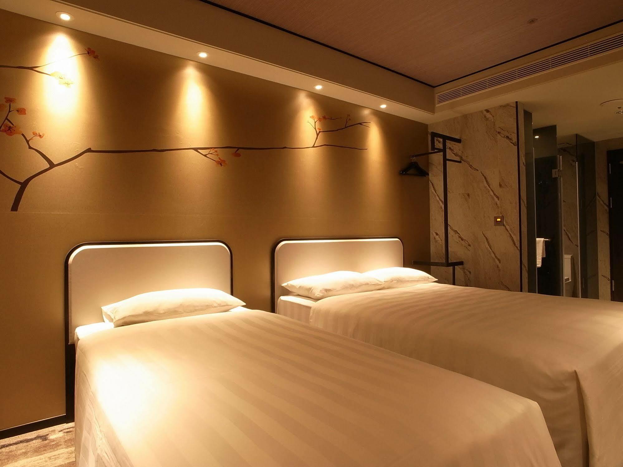 Hotel Midtown Richardson - Kaohsiung Bo'Ai Экстерьер фото