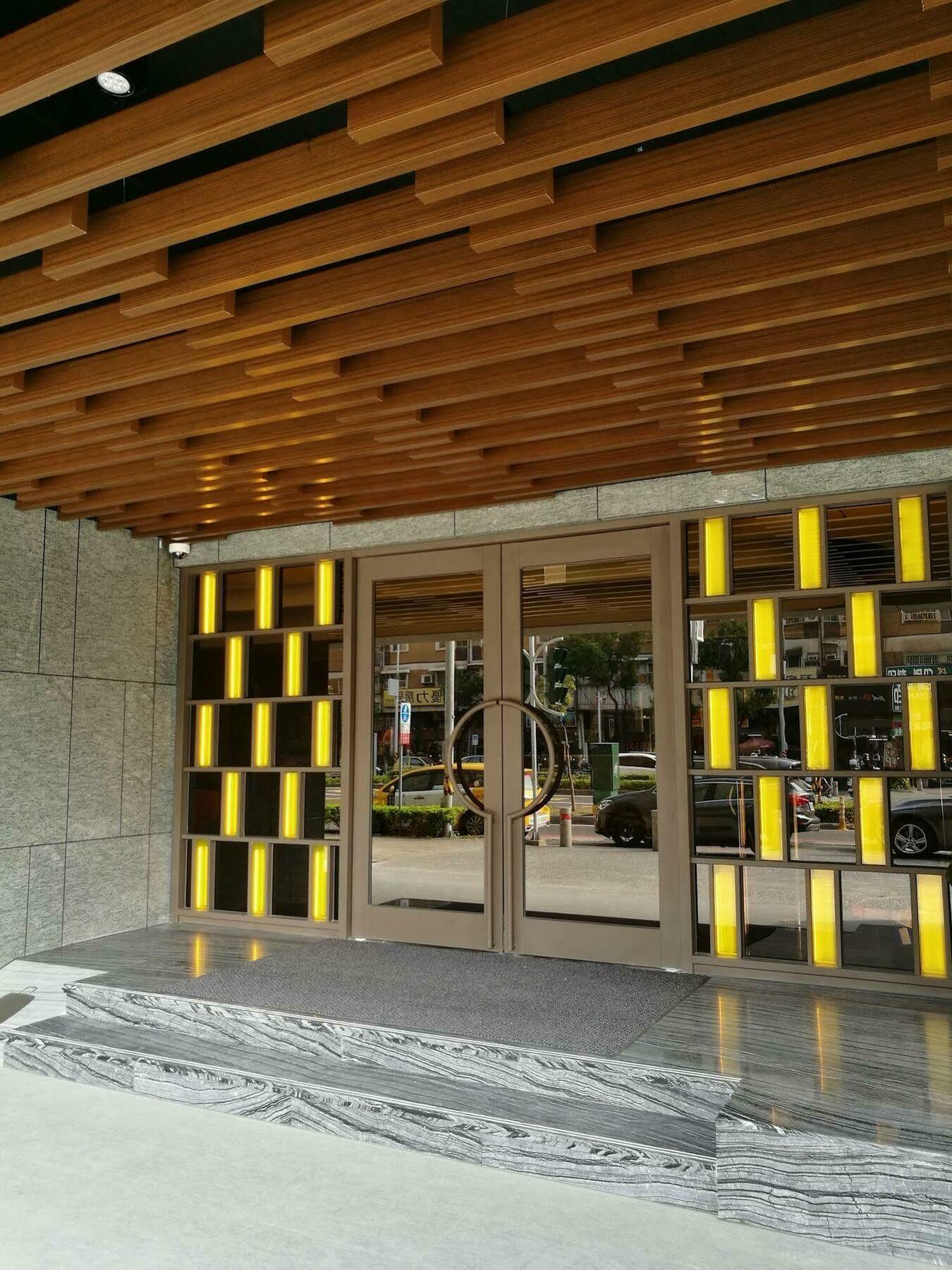 Hotel Midtown Richardson - Kaohsiung Bo'Ai Экстерьер фото