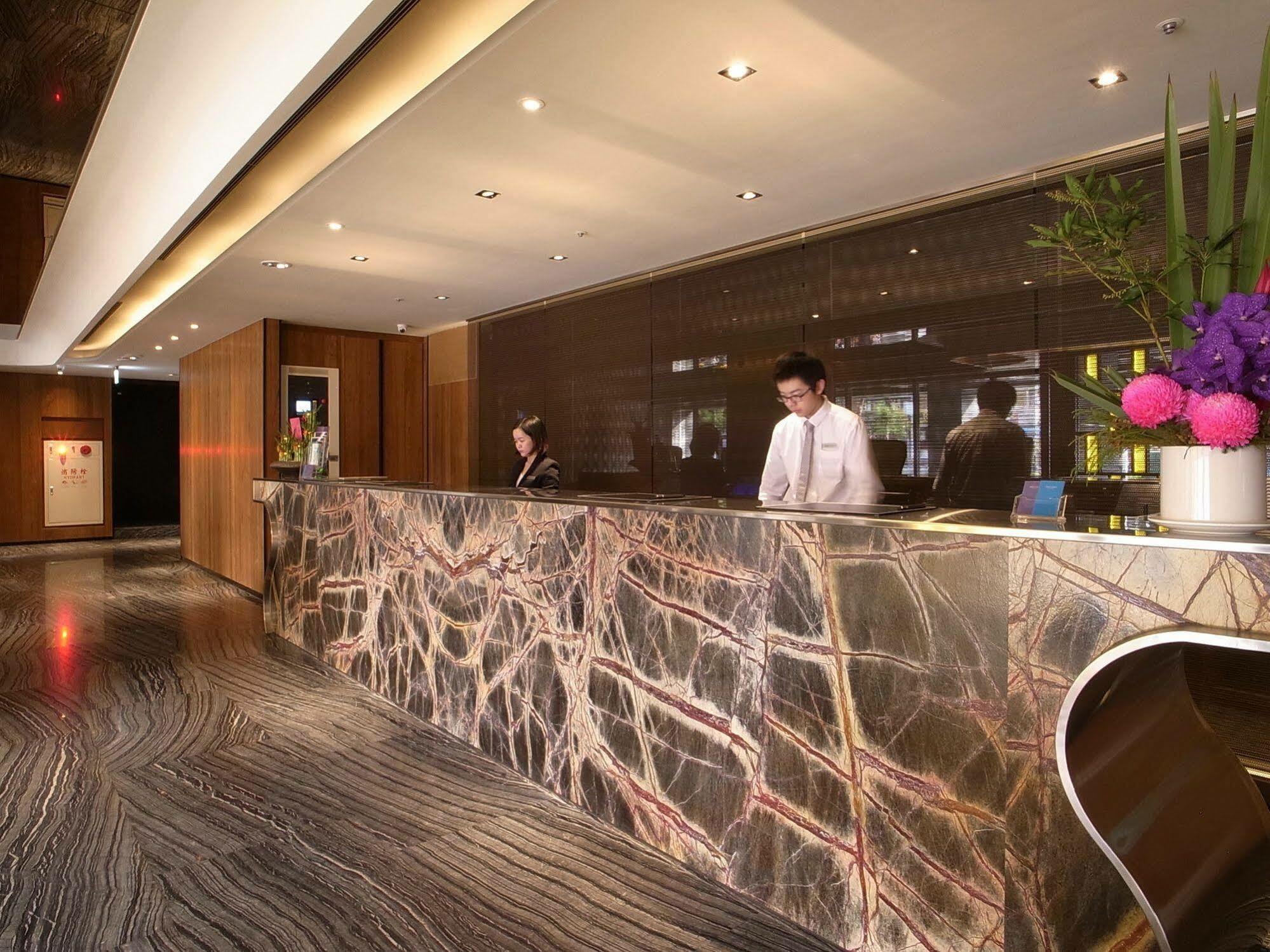 Hotel Midtown Richardson - Kaohsiung Bo'Ai Экстерьер фото